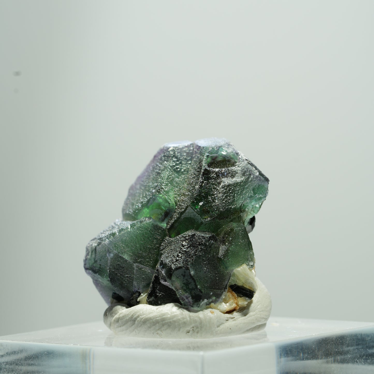 Phantom Fluorit hexagonal, Schörl Turmalin, Muskovit Erongo, Namibia 11*9*8mm #13514