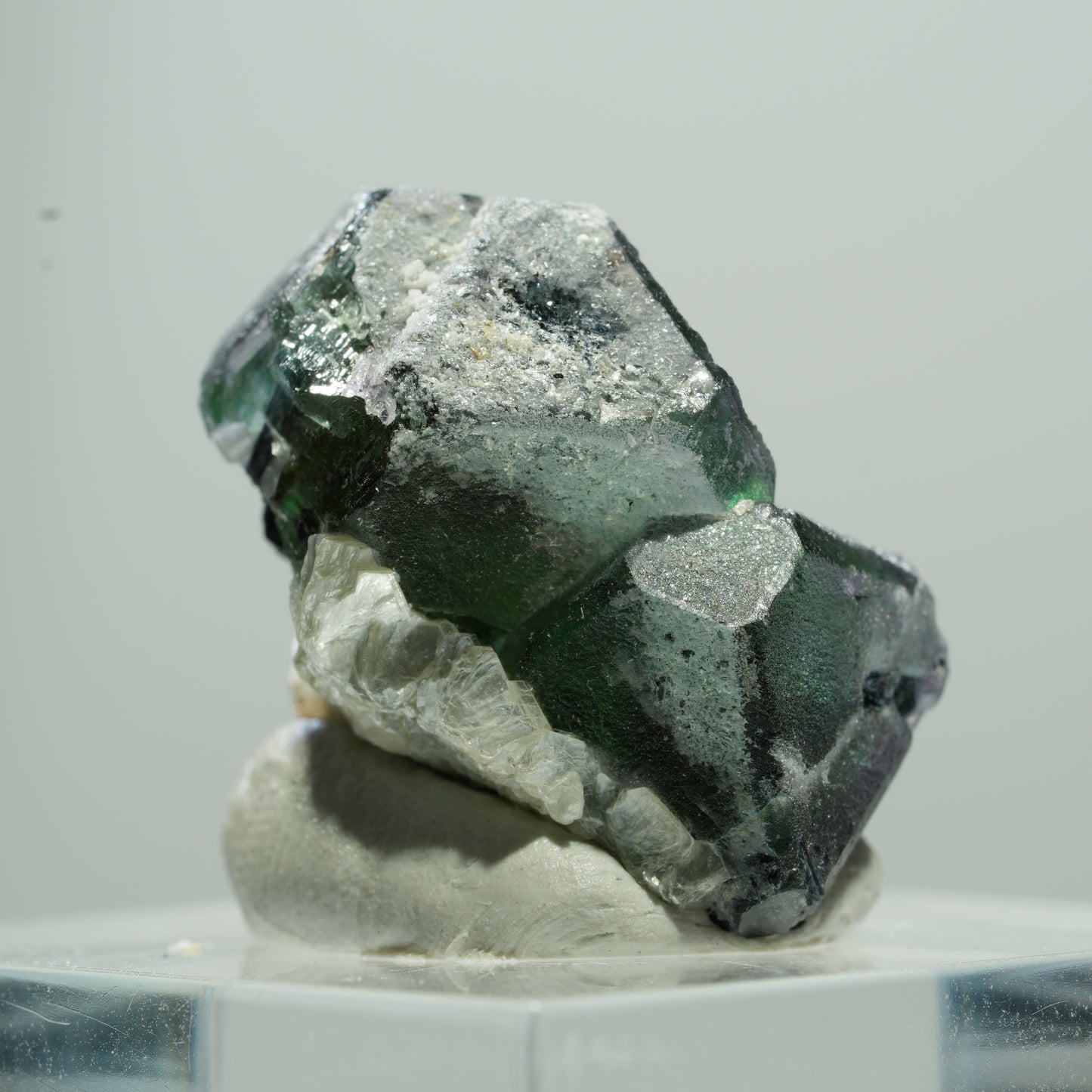 Phantom Fluorit hexagonal, Schörl Turmalin, Muskovit Erongo, Namibia 11*9*8mm #13514