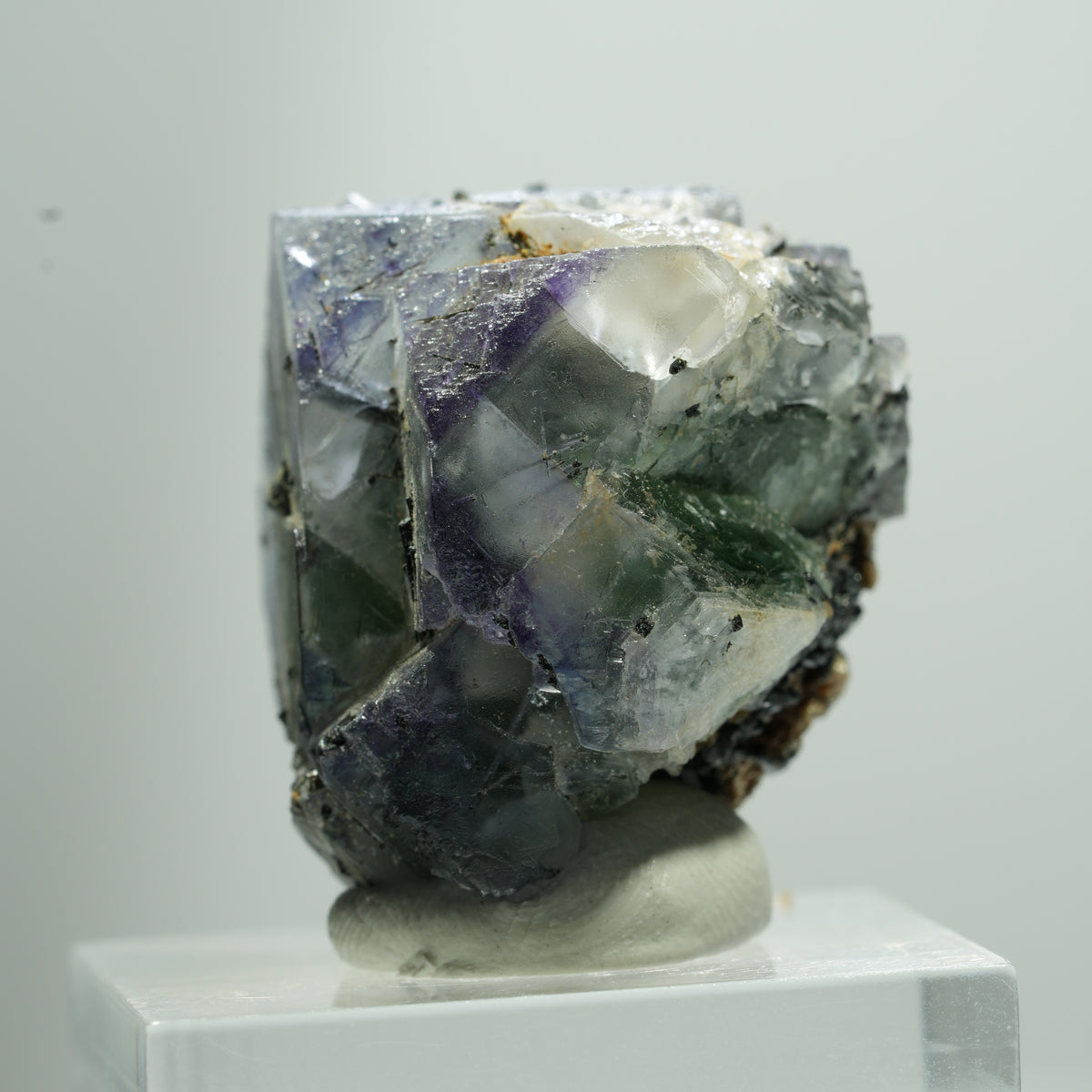 Fluorite fantôme cubique, tourmaline schorl, muscovite Erongo, Namibie 14*13*11mm #13515
