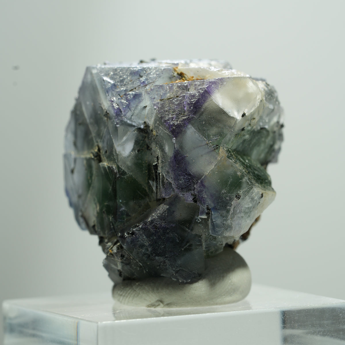 Fluorite fantôme cubique, tourmaline schorl, muscovite Erongo, Namibie 14*13*11mm #13515