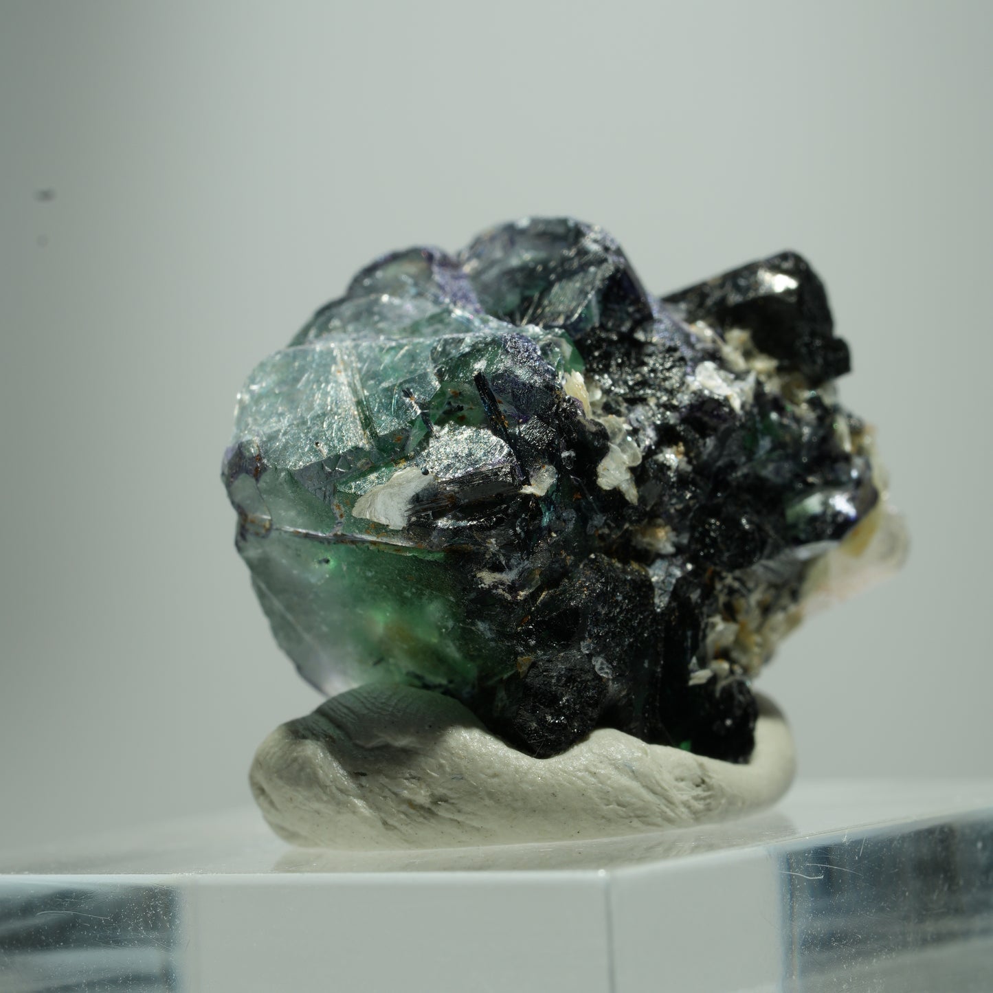 Phantom Fluorit Würfel, Schörl Turmalin, Muskovit Erongo, Namibia 12*9*8mm #13518