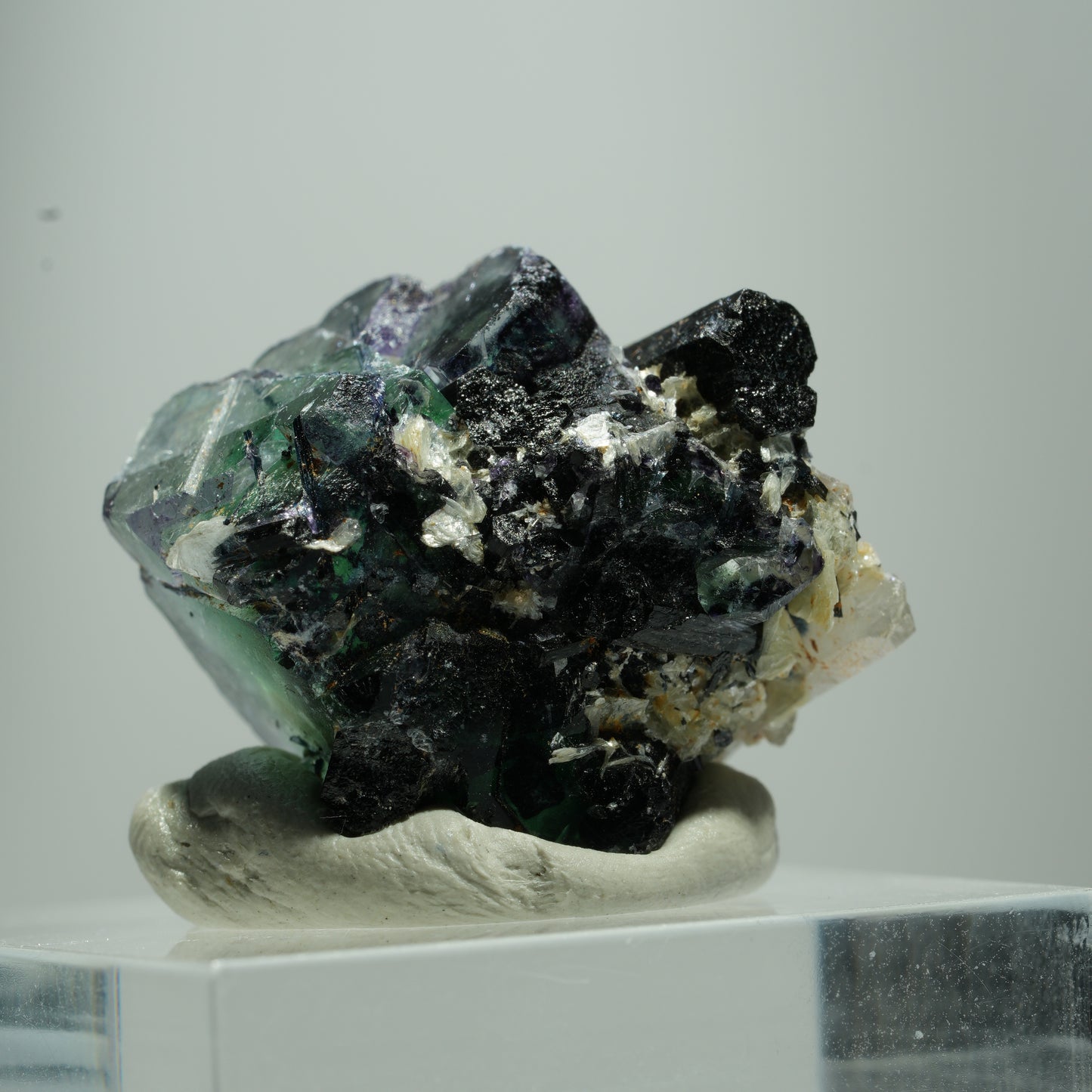 Phantom Fluorit Würfel, Schörl Turmalin, Muskovit Erongo, Namibia 12*9*8mm #13518