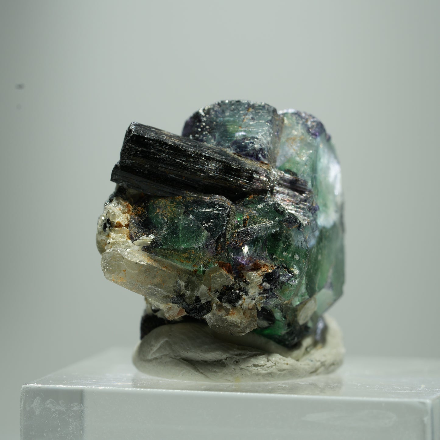 Phantom Fluorit Würfel, Schörl Turmalin, Muskovit Erongo, Namibia 12*9*8mm #13518