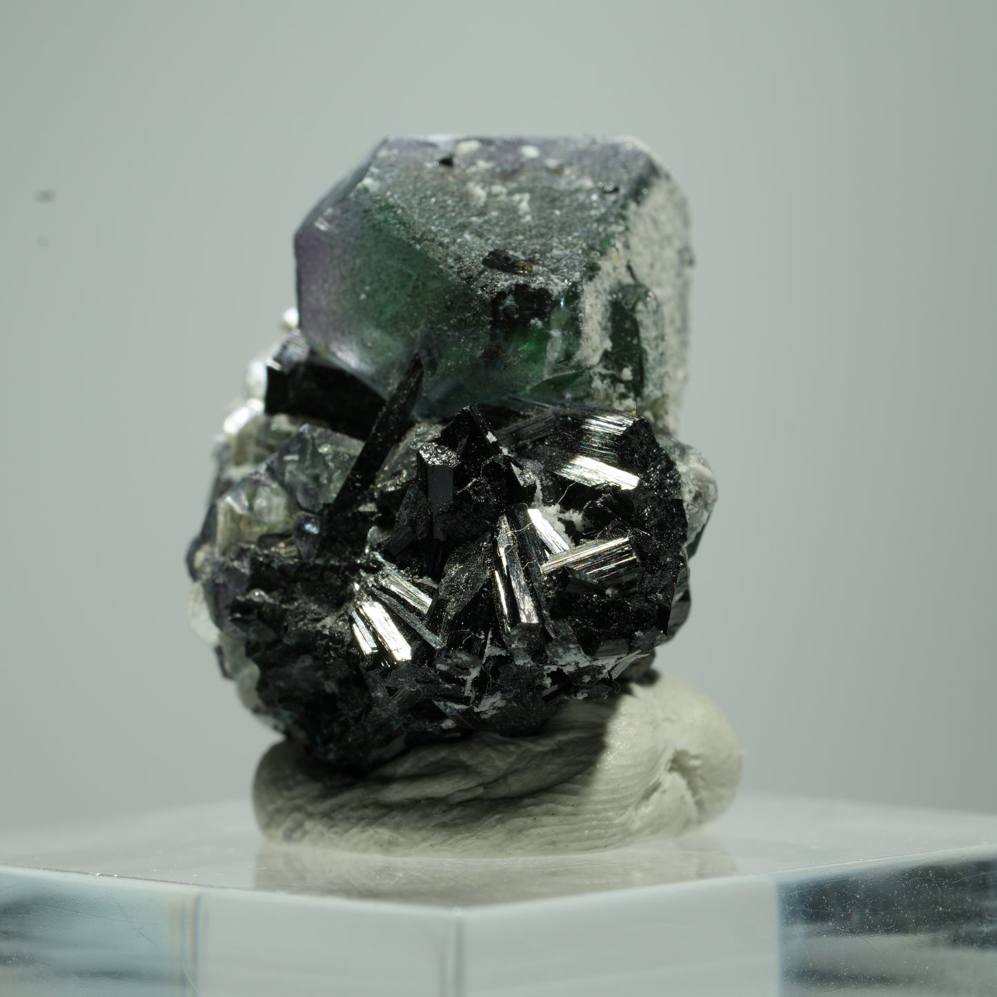 Phantom Fluorit hexagonal, Schörl Turmalin, Muskovit Erongo, Namibia 12*11*8mm #13519