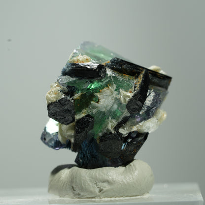 Phantom Fluorit Würfel, Schörl Turmalin, Muskovit Erongo, Namibia 9*7*7mm #13521