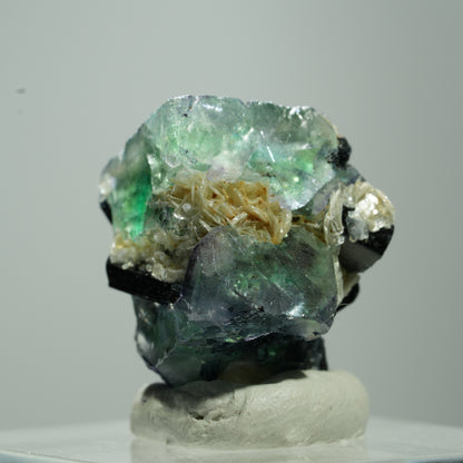 Phantom Fluorit Würfel, Schörl Turmalin, Muskovit Erongo, Namibia 9*7*7mm #13521