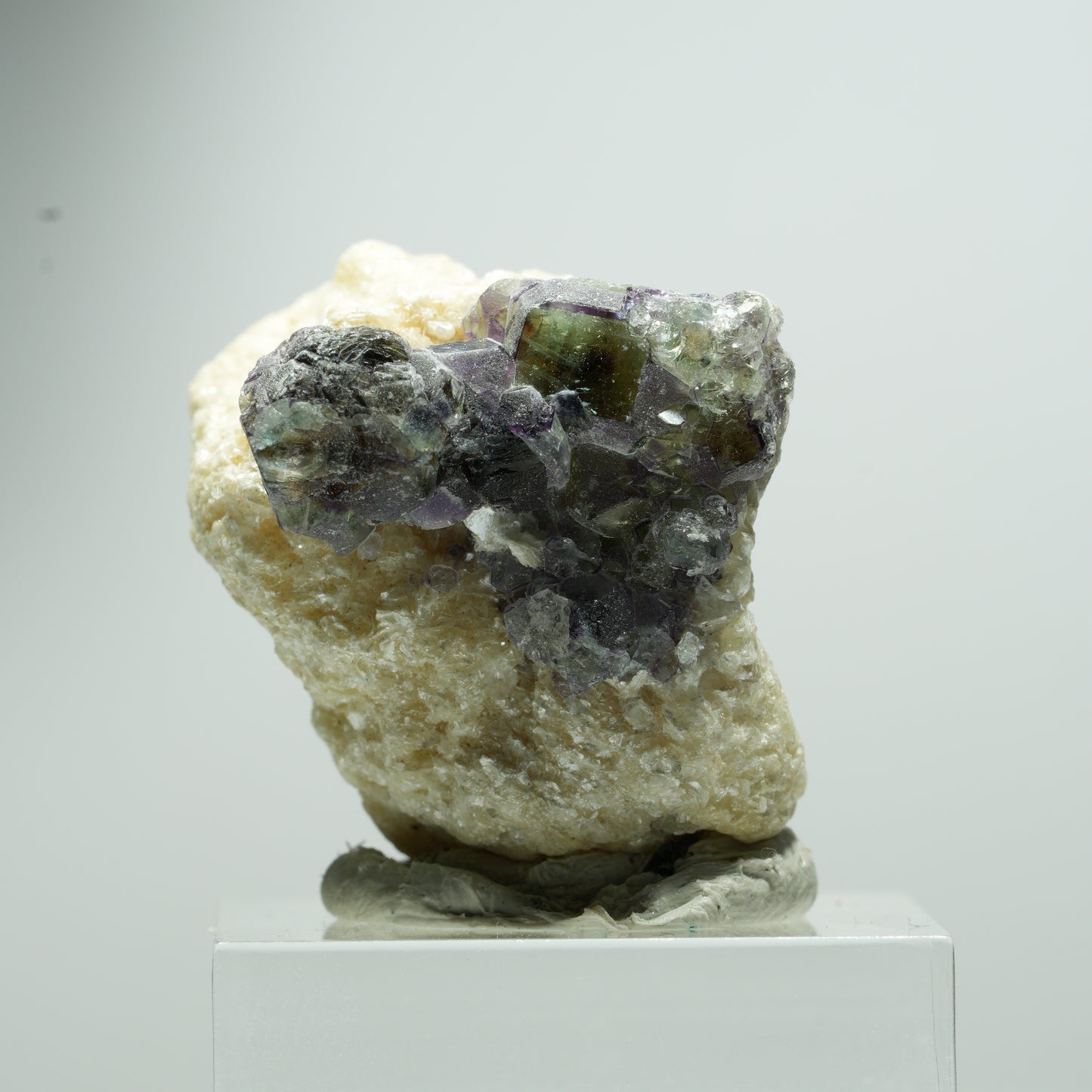 Bunte Phantom Fluorit Würfel, Muskovit Stufe Erongo, Namibia 16*15*13mm #13533