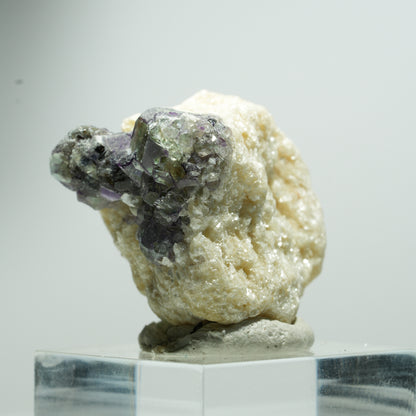 Bunte Phantom Fluorit Würfel, Muskovit Stufe Erongo, Namibia 16*15*13mm #13533
