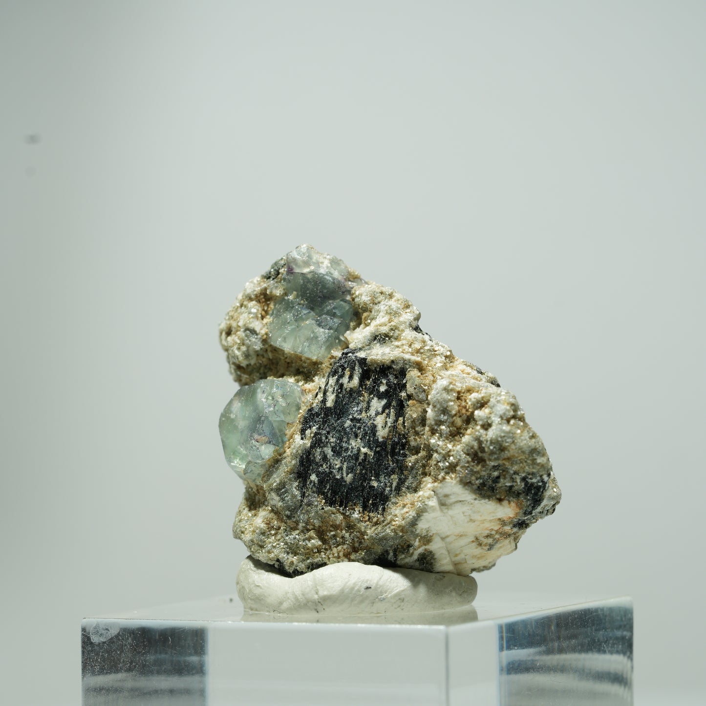 Phantom Fluorit Würfel, Schörl Turmalin, Muskovit Erongo, Namibia 15*13*10mm #13540