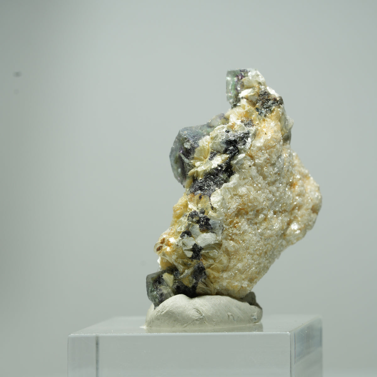 Fluorite fantôme colorée en cubes, tourmaline noire schorl, muscovite Erongo, Namibie 18*11*11mm #13541