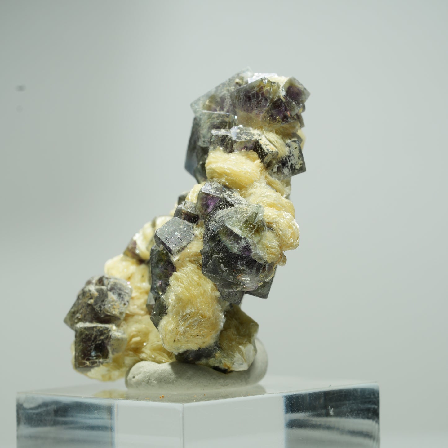 Bunte Phantom Fluorit Würfel, Schörl Turmalin, Muskovit Erongo, Namibia 21*14*9mm #13545
