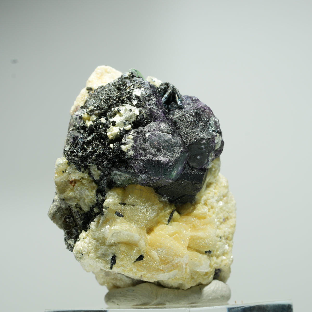Fluorite fantôme hexagonal, tourmaline schorl, muscovite, hyalite Erongo, Namibie 19*14*12mm #13547