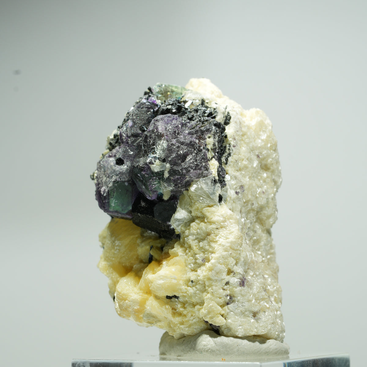 Fluorite fantôme hexagonal, tourmaline schorl, muscovite, hyalite Erongo, Namibie 19*14*12mm #13547