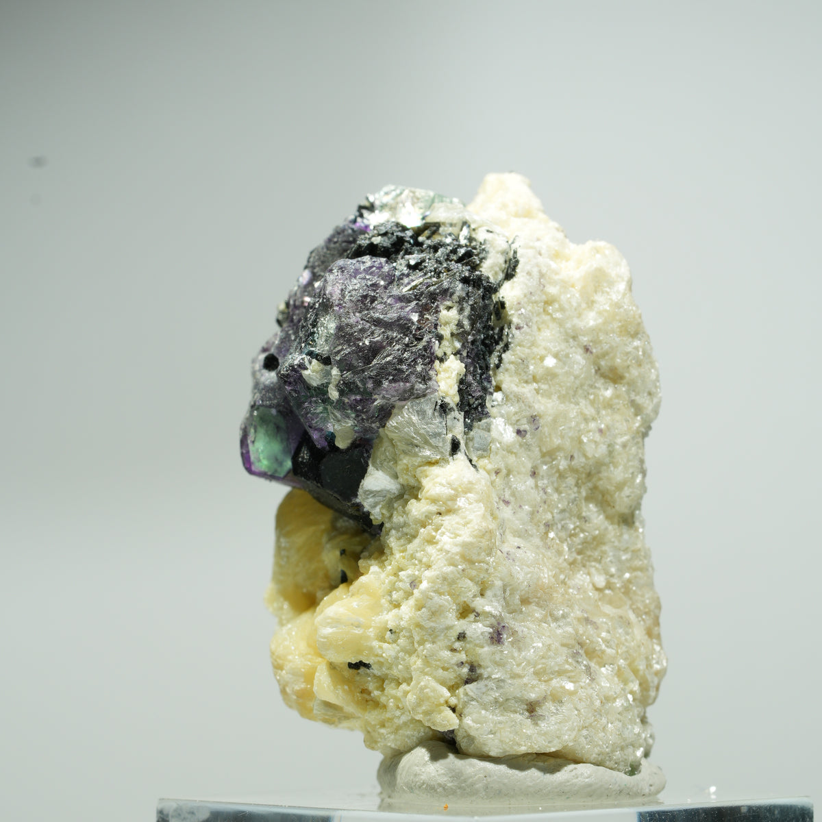 Fluorite fantôme hexagonal, tourmaline schorl, muscovite, hyalite Erongo, Namibie 19*14*12mm #13547