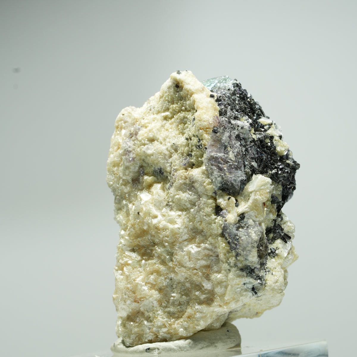 Fluorite fantôme hexagonal, tourmaline schorl, muscovite, hyalite Erongo, Namibie 19*14*12mm #13547