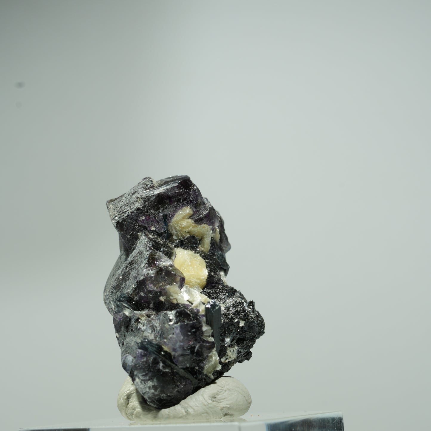 Bunte Phantom Fluorit Würfel, Schörl Turmalin, Muskovit Erongo, Namibia 16*10*9mm #13548