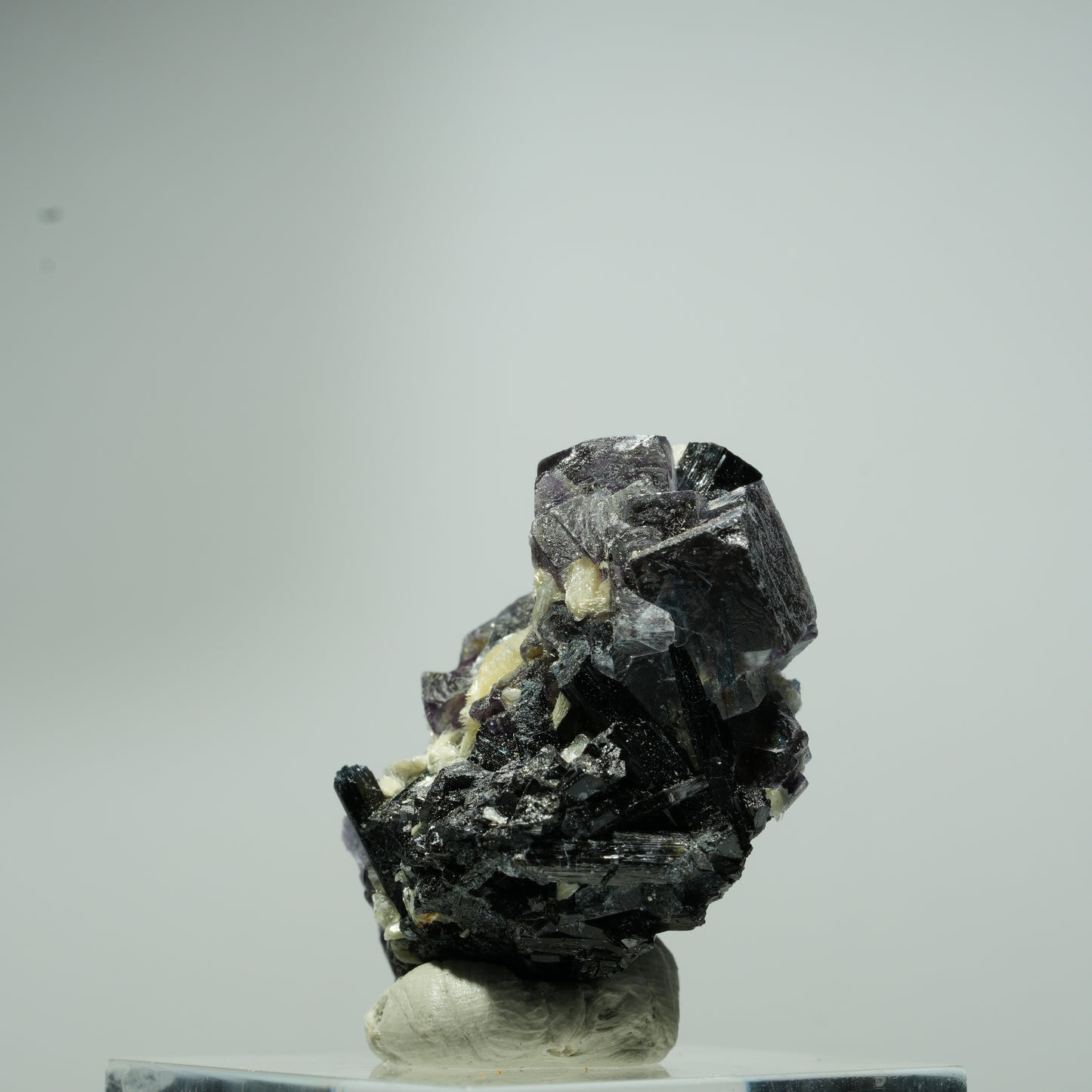 Bunte Phantom Fluorit Würfel, Schörl Turmalin, Muskovit Erongo, Namibia 16*10*9mm #13548