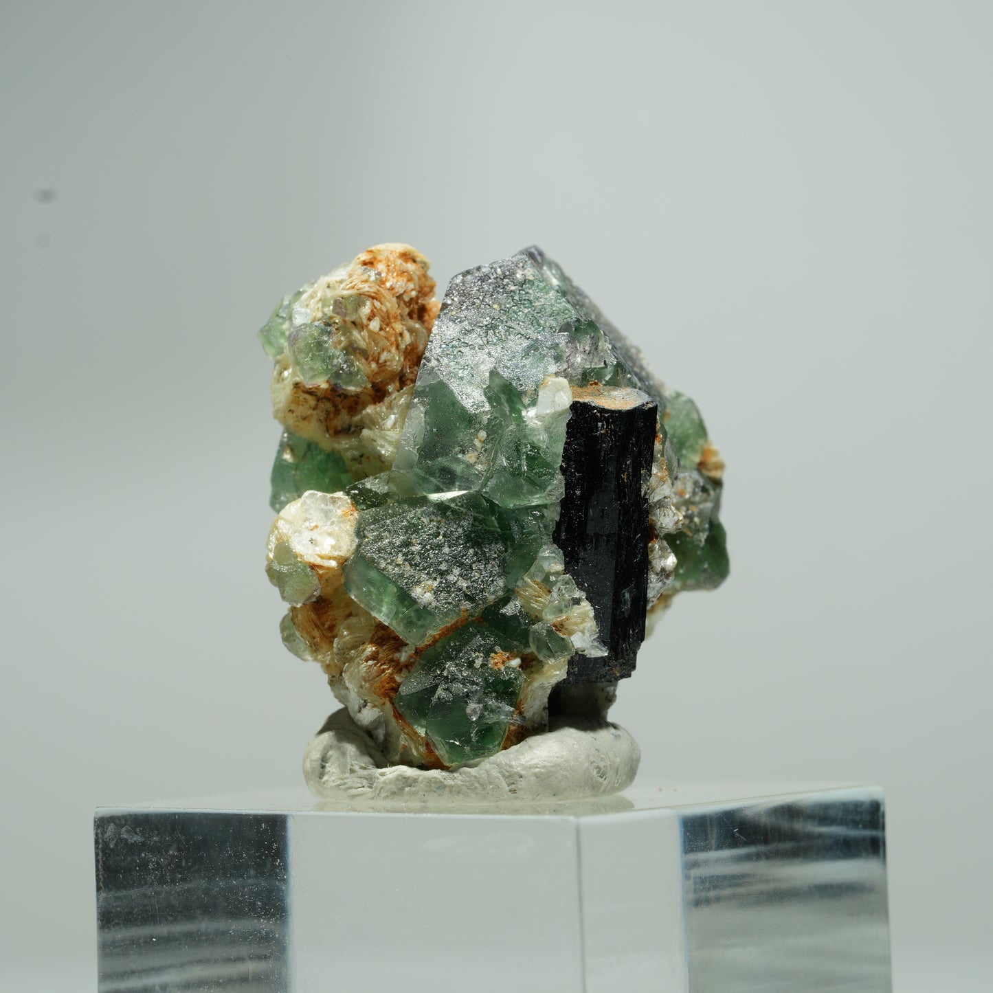 Phantom Fluorit hexagonal, Schörl Turmalin, Muskovit Erongo, Namibia 14*13*12mm #13549