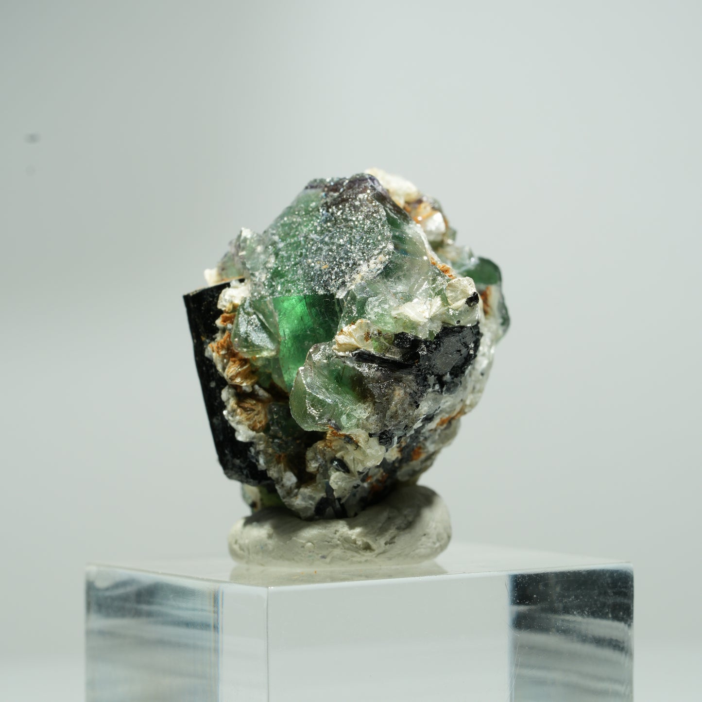 Phantom Fluorit hexagonal, Schörl Turmalin, Muskovit Erongo, Namibia 14*13*12mm #13549