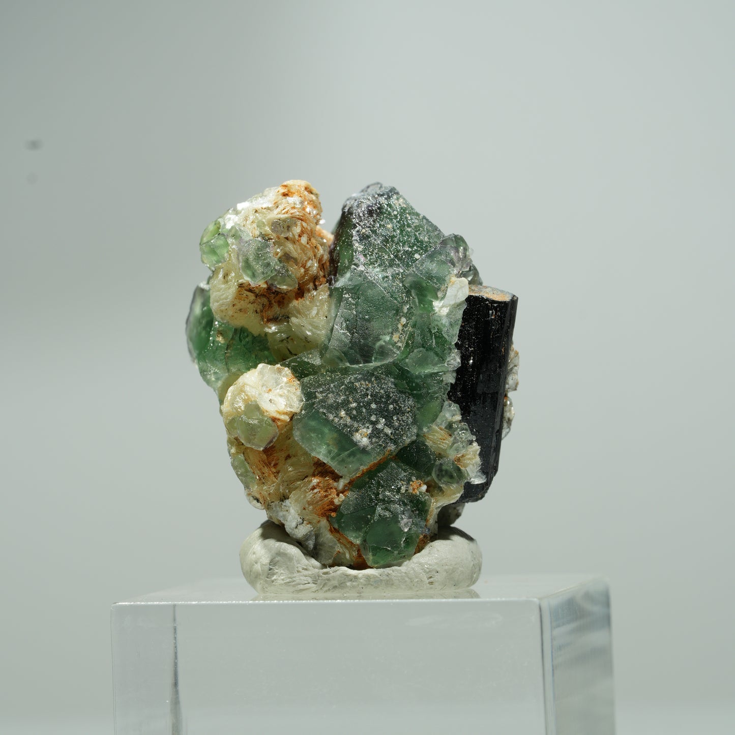 Phantom Fluorit hexagonal, Schörl Turmalin, Muskovit Erongo, Namibia 14*13*12mm #13549