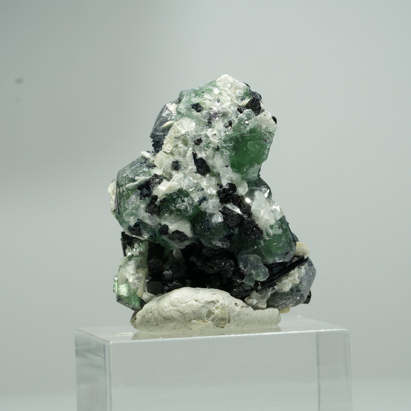 Phantom Fluorit Würfel, Schörl Turmalin, Muskovit Erongo, Namibia 15*14*10mm #13550
