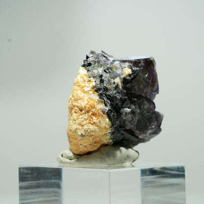 Fluorite fantôme colorée en dés, tourmaline schorl, muscovite Erongo, Namibie 15*14*12mm #13552