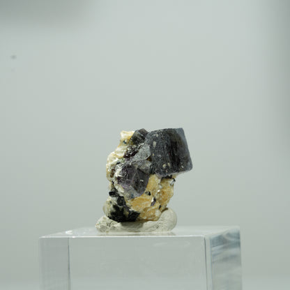 Bunte Phantom Fluorit Würfel, Schörl Turmalin, Muskovit Erongo, Namibia 9*8*7mm #13556