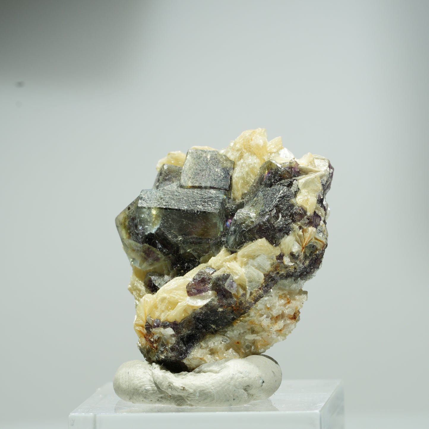 Bunte Phantom Fluorit, Hyalit Opal, Muskovit Stufe Erongo, Namibia 16*13*10mm #13558