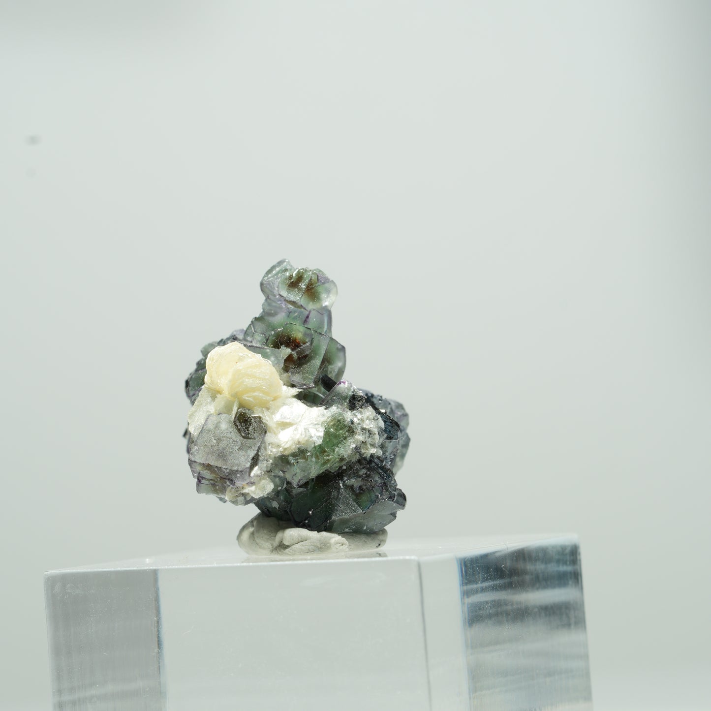 Bunte Phantom Fluorit Würfel, Schörl Turmalin, Muskovit Erongo, Namibia 10*10*8mm #13562