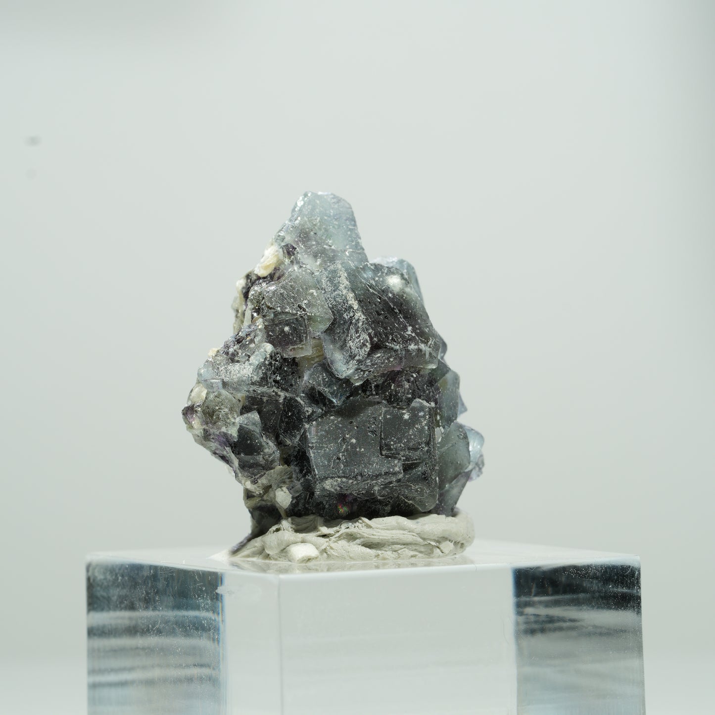 Bunte Phantom Fluorit Würfel, Muskovit Stufe Erongo, Namibia 13*11*9mm #13563