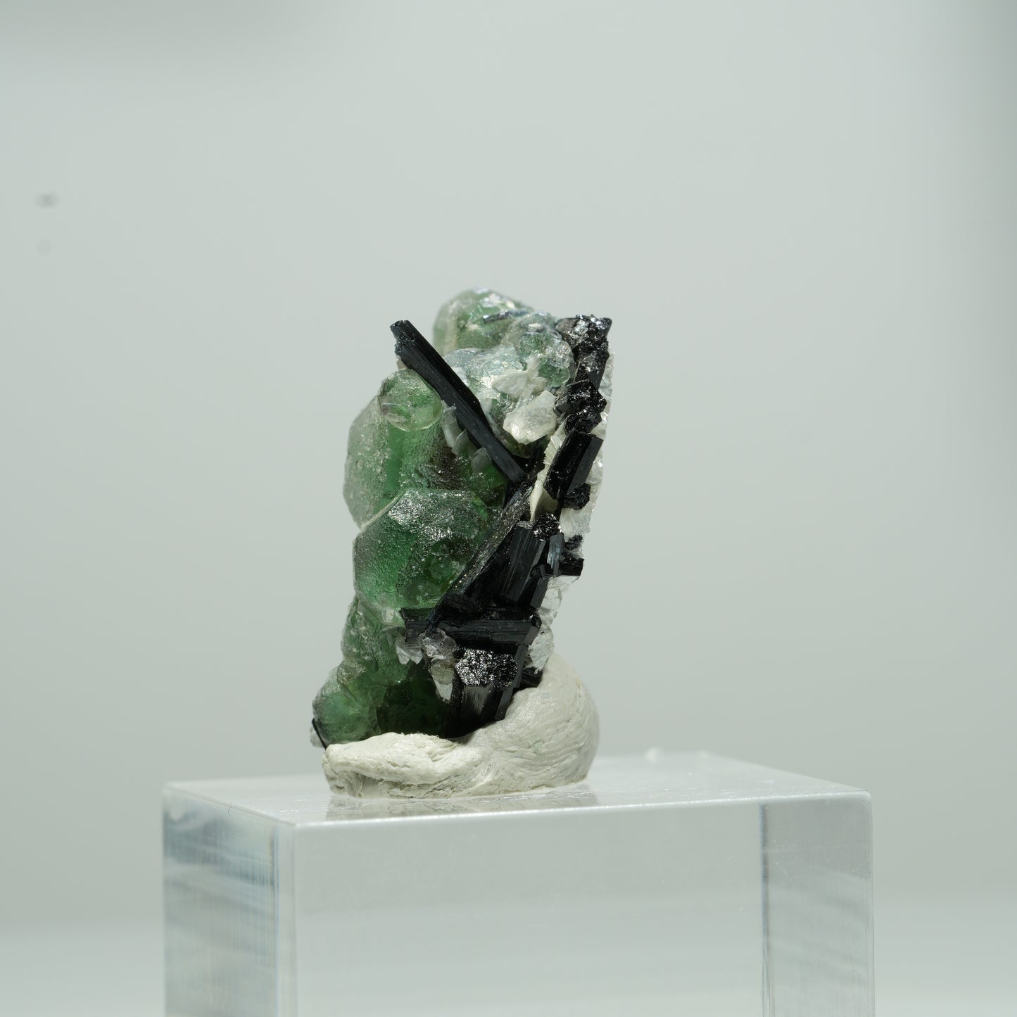 Phantom Fluorit Würfel, Schörl Turmalin, Muskovit Erongo, Namibia 13*9*6mm #13564