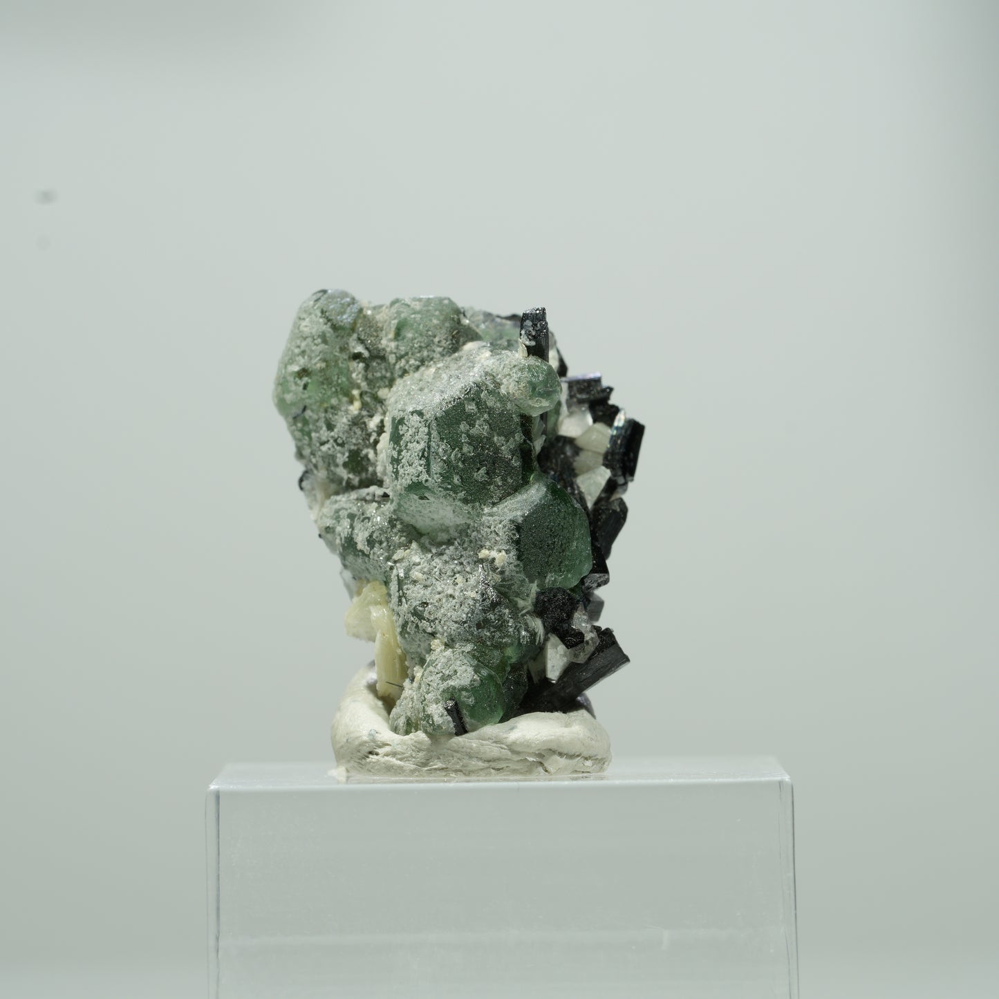 Phantom Fluorit Würfel, Schörl Turmalin, Muskovit Erongo, Namibia 13*9*6mm #13564