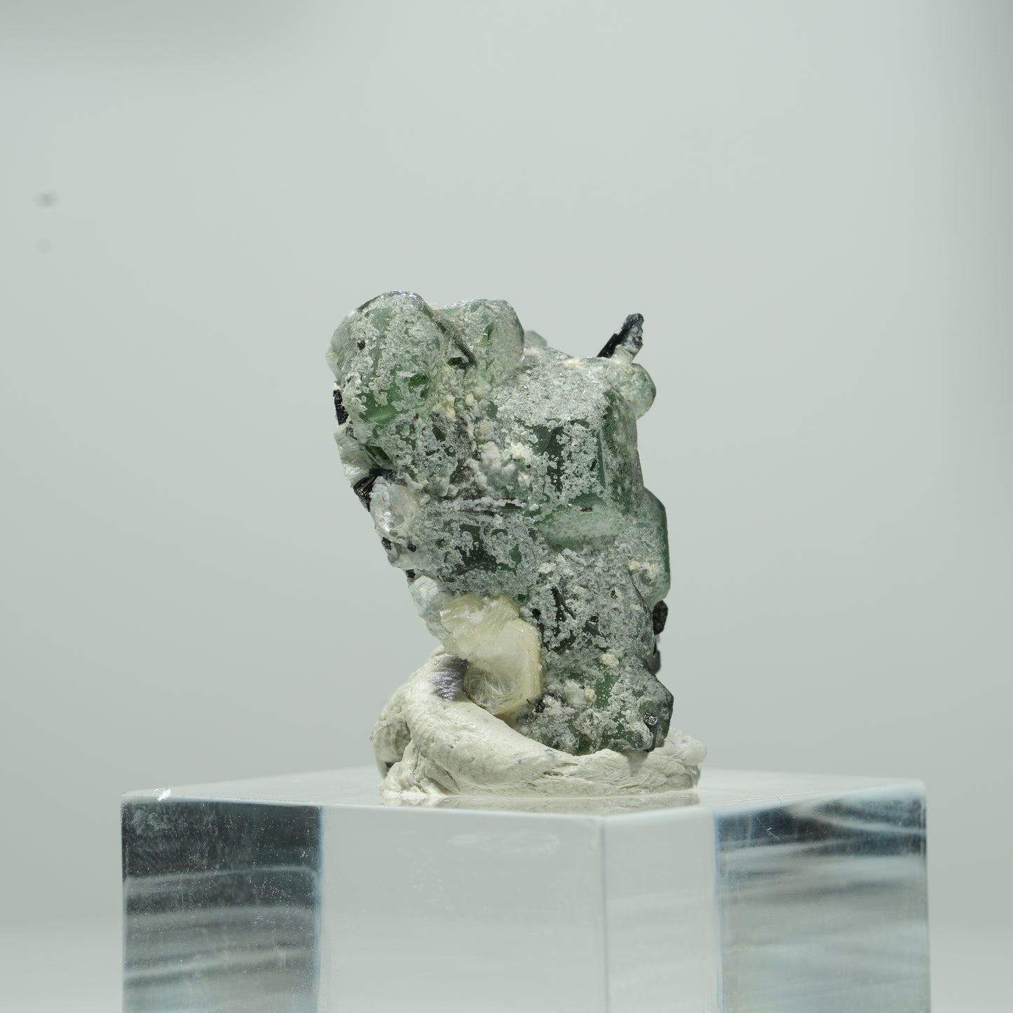 Phantom Fluorit Würfel, Schörl Turmalin, Muskovit Erongo, Namibia 13*9*6mm #13564