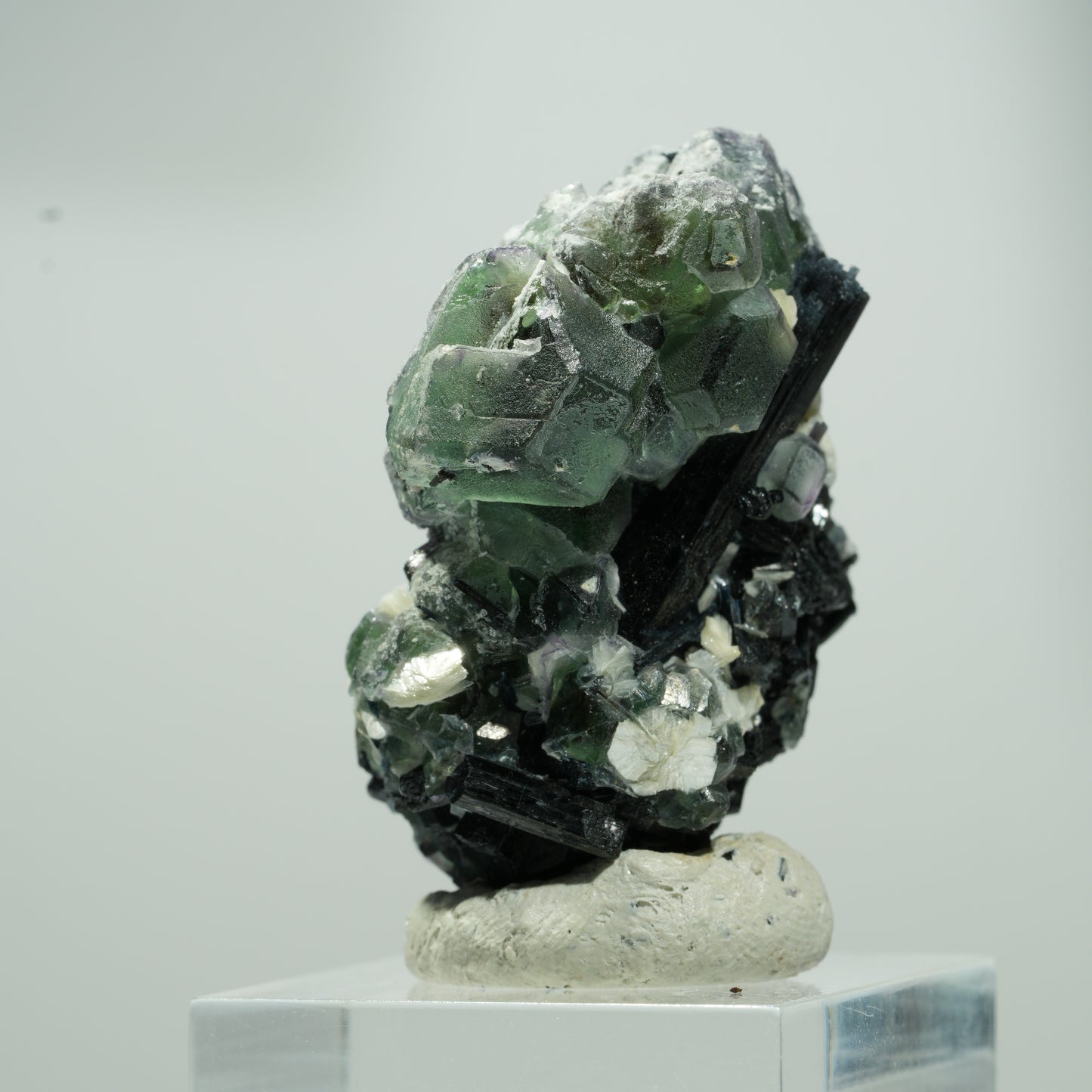 Phantom Fluorit Würfel, Schörl Turmalin, Muskovit Erongo, Namibia 20*14*10mm #13574