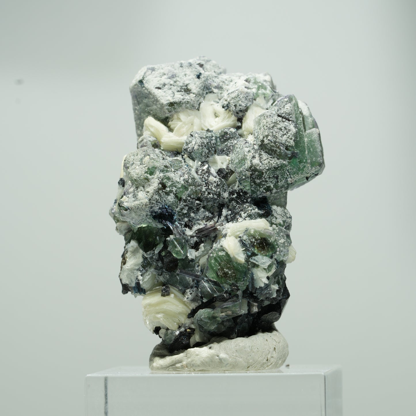Phantom Fluorit Würfel, Schörl Turmalin, Muskovit Erongo, Namibia 20*14*10mm #13574