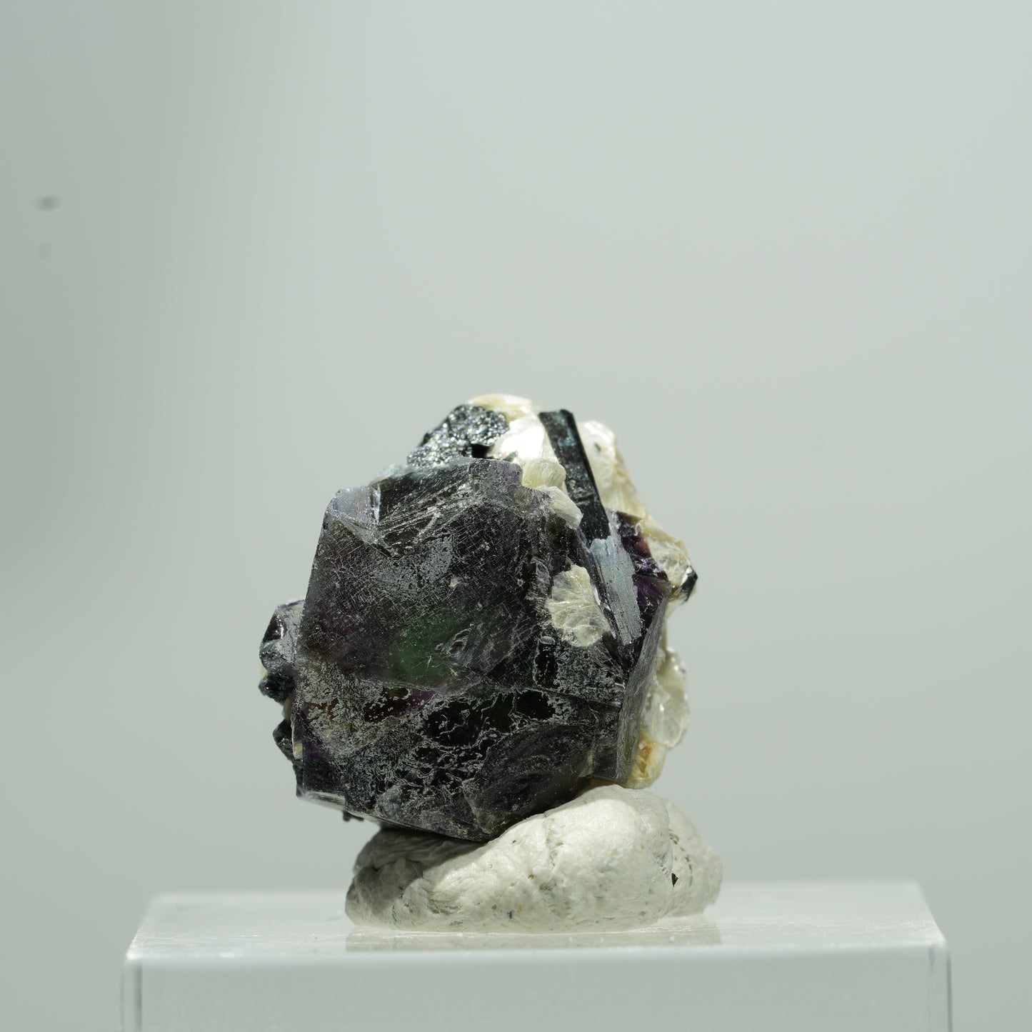 Bunte Phantom Fluorit Würfel, Schörl Turmalin, Muskovit Erongo, Namibia 9*8*7mm #13576