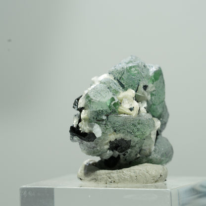 Phantom Fluorit Würfel, Schörl Turmalin, Muskovit Erongo, Namibia 12*12*8mm #13578