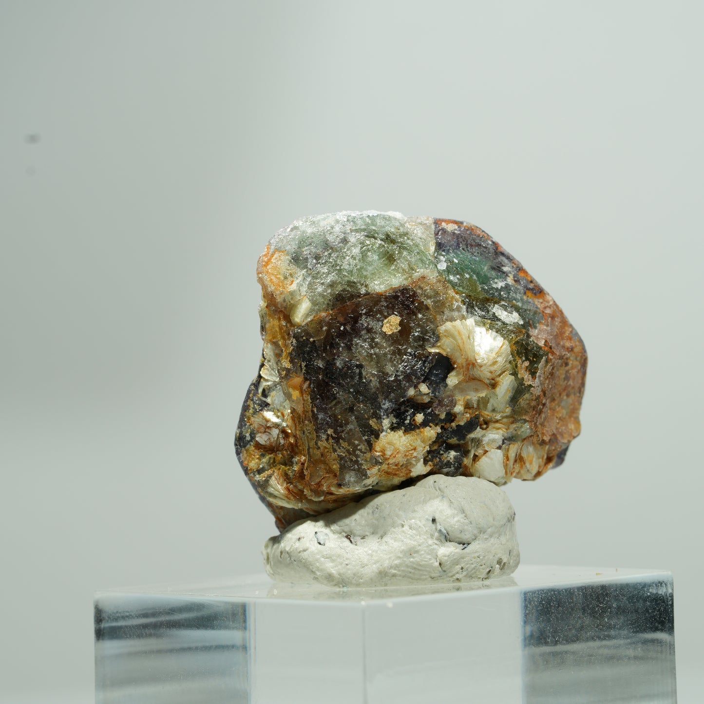 Bunte Phantom Fluorit Würfel, Muskovit Stufe Erongo, Namibia 14*13*8mm #13583