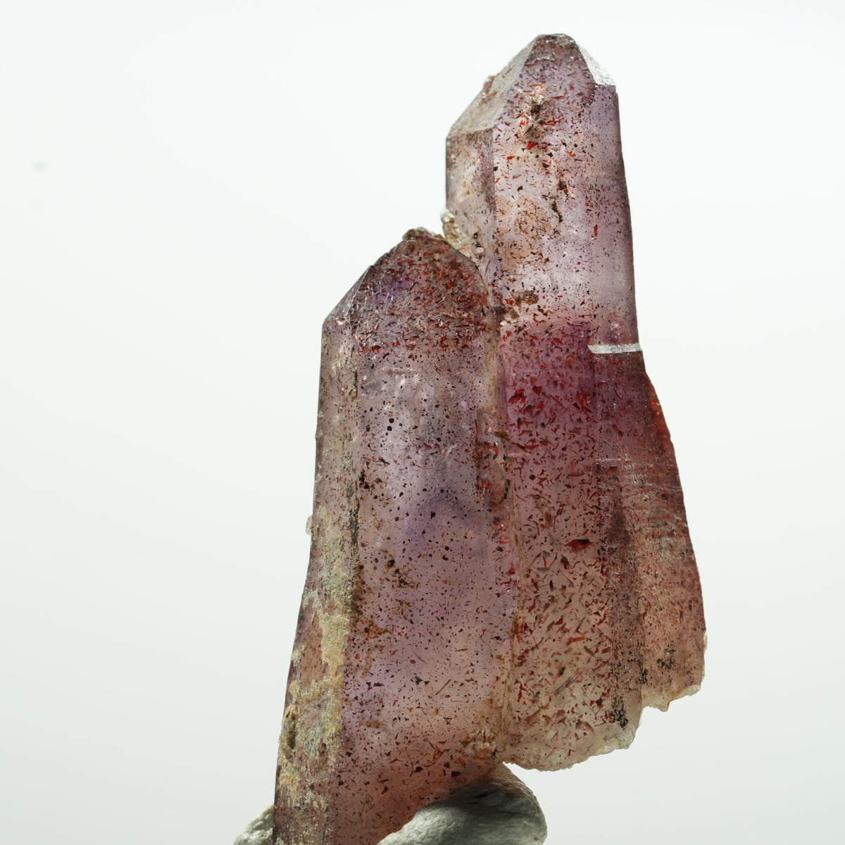 Seltene Phantom Amethyst Zepter mit Eisen Spitzen Brandberg, Namibia 27*13*11mm #13593