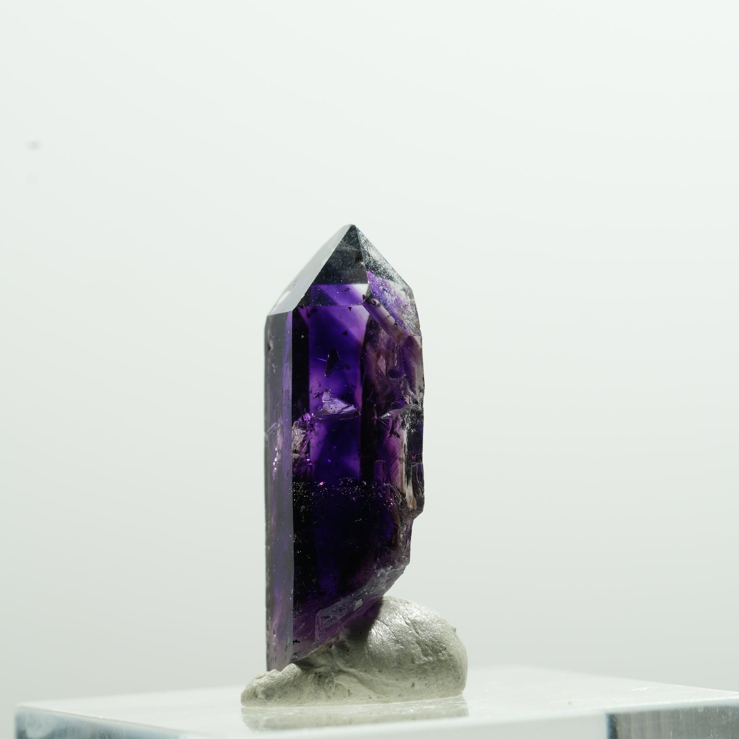 Seltene Harlekin Phantom Amethyst Spitze Goboboseb, Namibia 24*11*7mm #13600