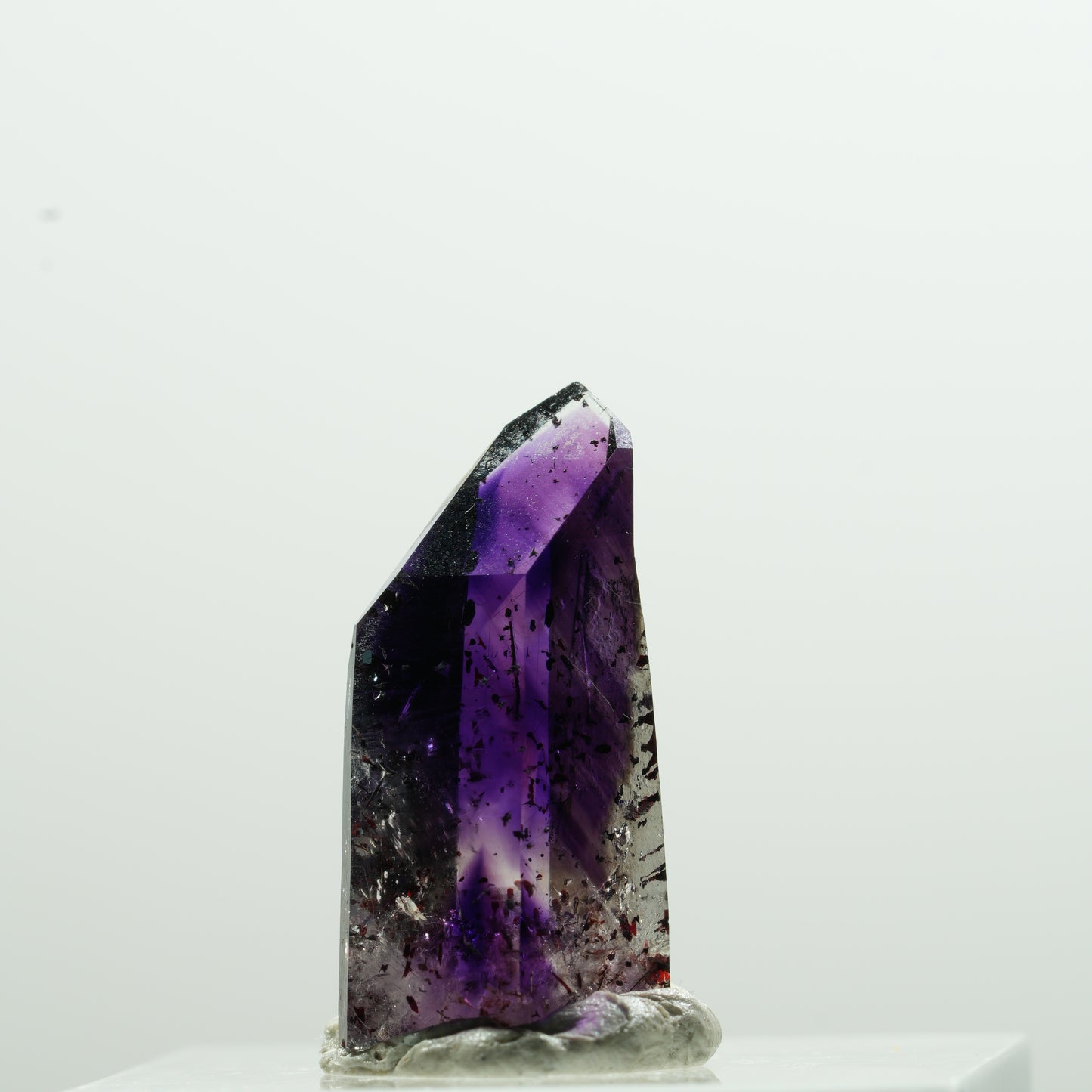 Seltene Harlekin Phantom Amethyst Spitze Goboboseb, Namibia 21*11*8mm #13601