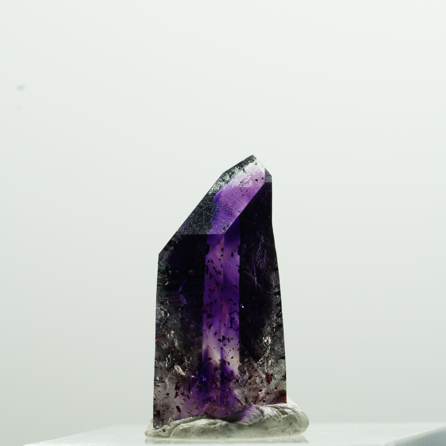 Seltene Harlekin Phantom Amethyst Spitze Goboboseb, Namibia 21*11*8mm #13601