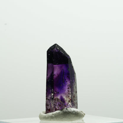 Seltene Harlekin Phantom Amethyst Spitze Goboboseb, Namibia 21*11*8mm #13601