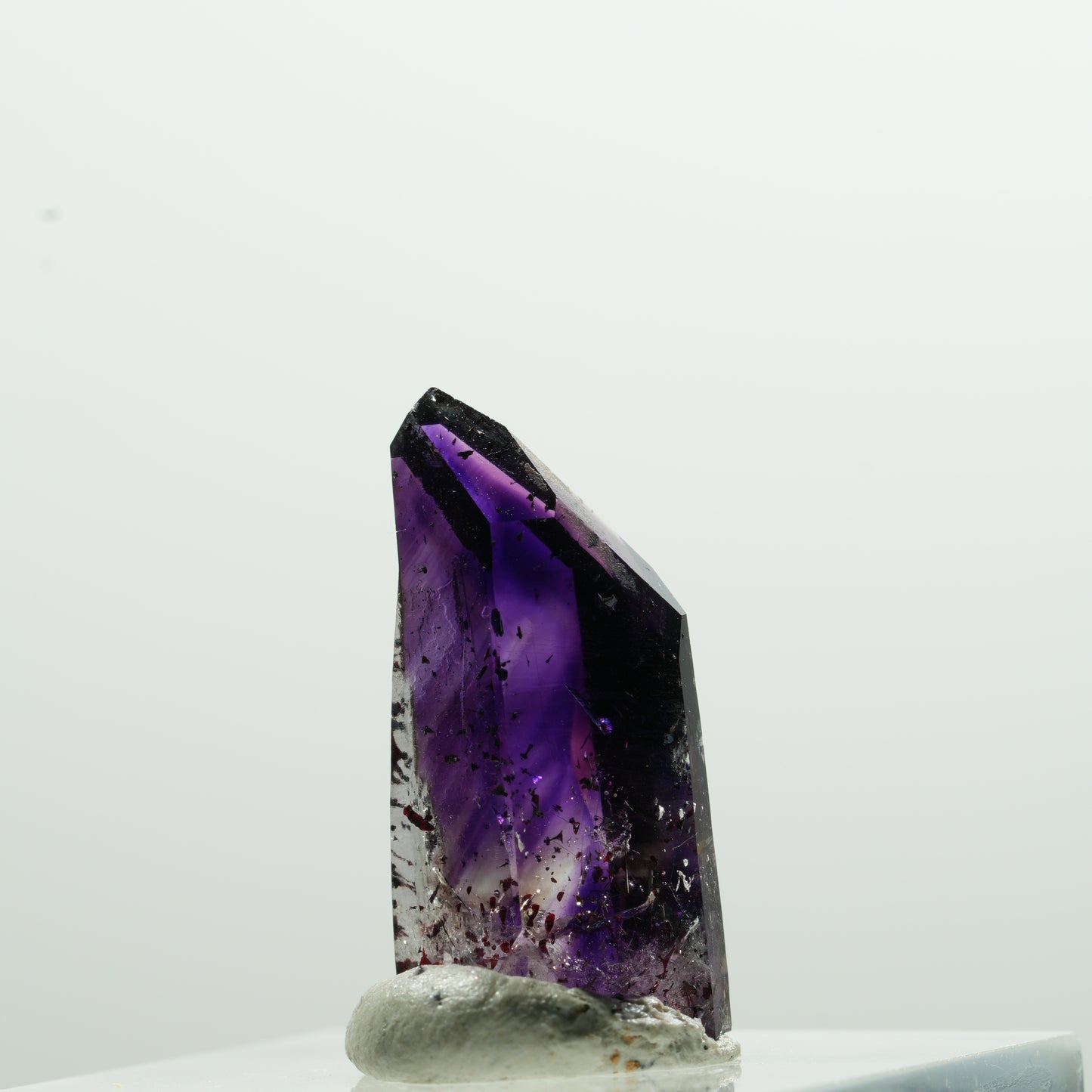 Seltene Harlekin Phantom Amethyst Spitze Goboboseb, Namibia 21*11*8mm #13601