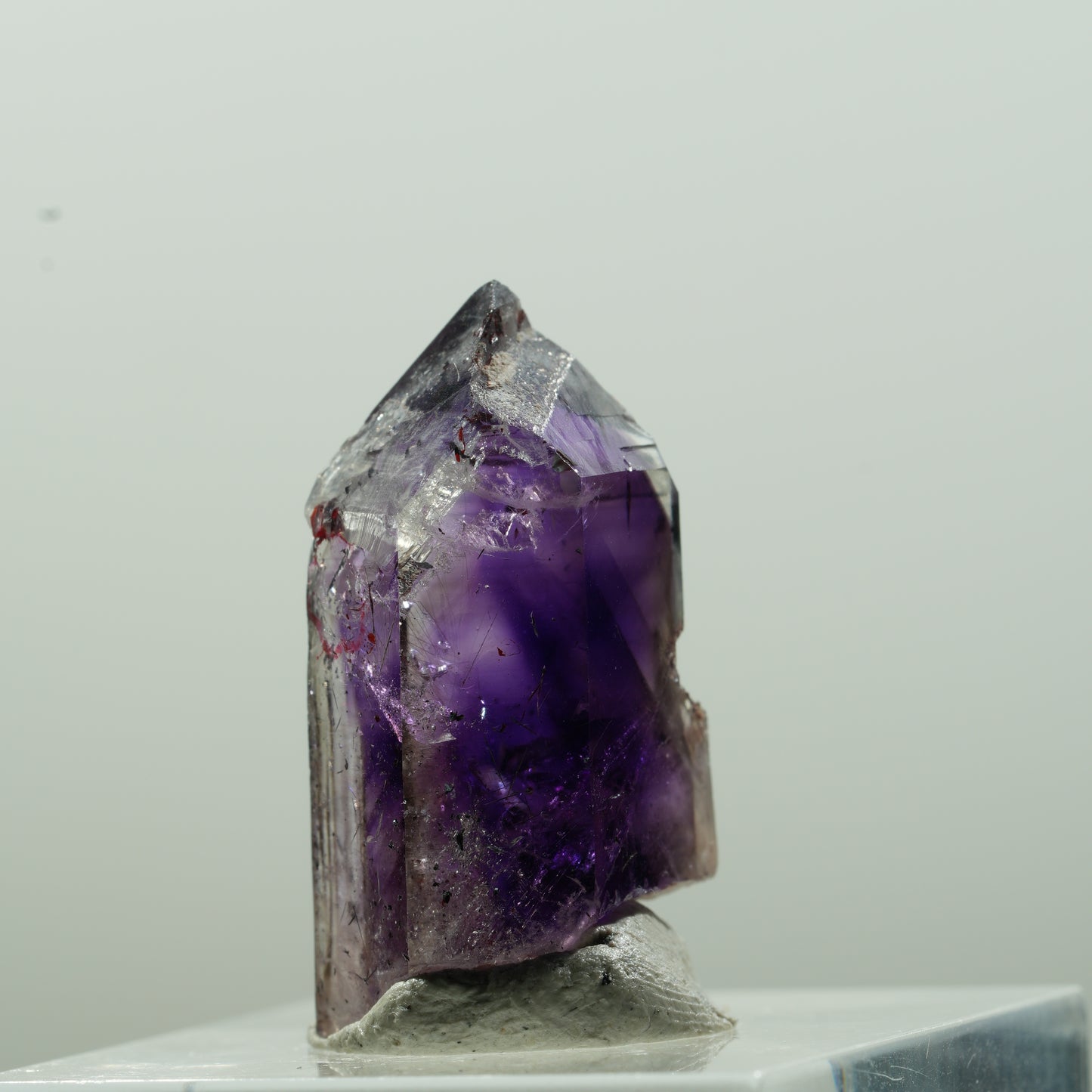 Enhydro Harlekin Phantom Amethyst Spitze, 1x Blase Goboboseb, Namibia 26*14*11mm #13631