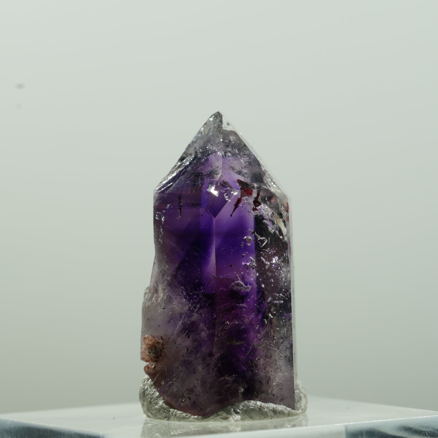 Enhydro Harlekin Phantom Amethyst Spitze, 1x Blase Goboboseb, Namibia 26*14*11mm #13631