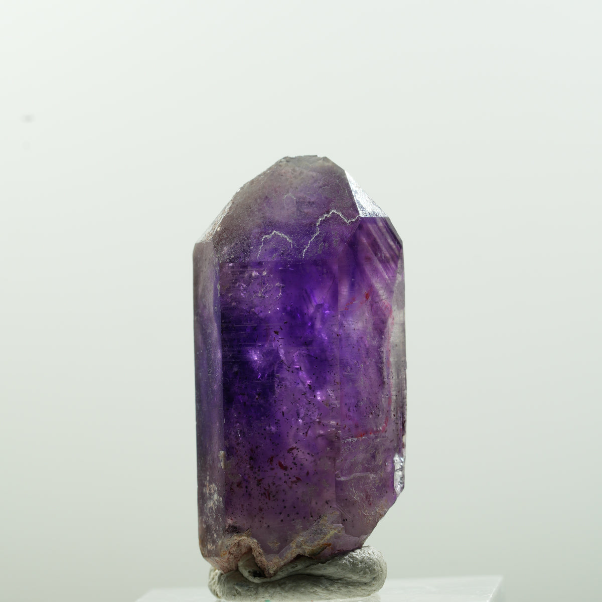 Pointe d'améthyste fantôme avec squelette enhydre, 1 bulle Brandberg, Namibie 35*17*13mm #13639