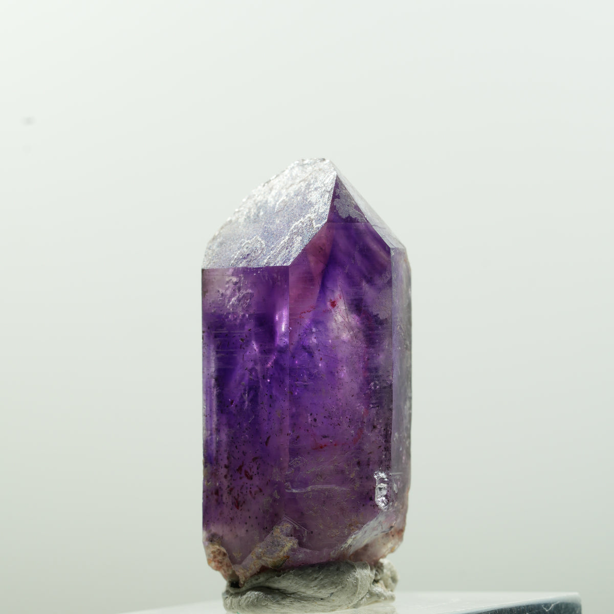 Pointe d'améthyste fantôme avec squelette enhydre, 1 bulle Brandberg, Namibie 35*17*13mm #13639
