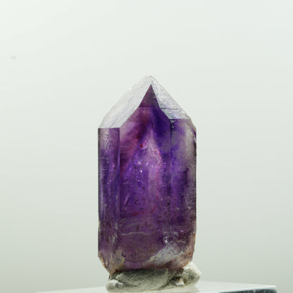 Pointe d'améthyste fantôme avec squelette enhydre, 1 bulle Brandberg, Namibie 35*17*13mm #13639