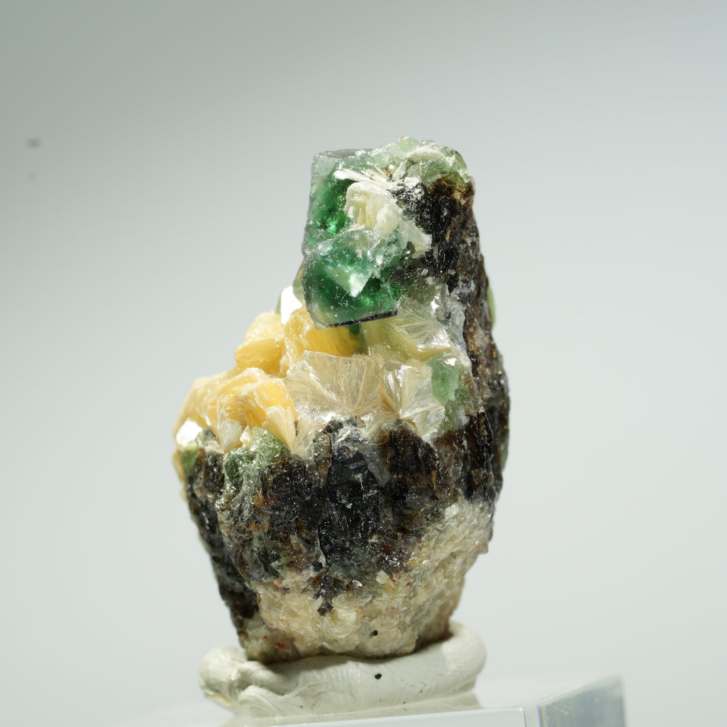 Seltene Phantom Fluorit Würfel, Muskovit Erongo, Namibia 37*27*23mm #13662